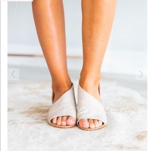 Take Your Love Flats, Taupe